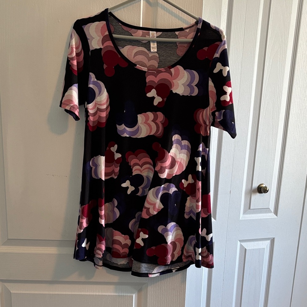 LuLaRoe Disney Perfect T Mickey Minnie heads EUC worn once